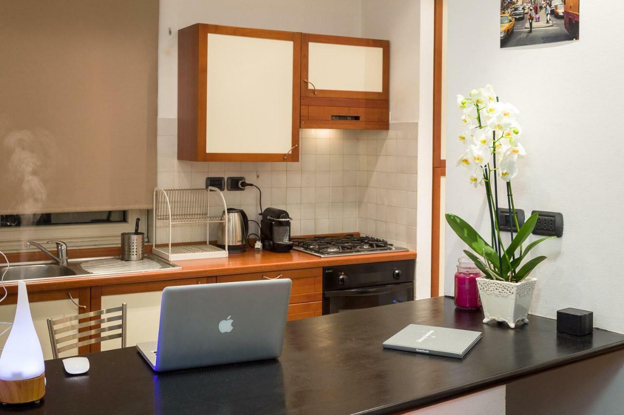 Old Port Apartment 4 Beds 热那亚 外观 照片